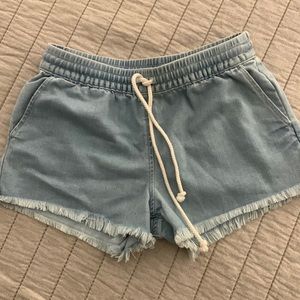 Aerie denim chambray elastic band shorts XS